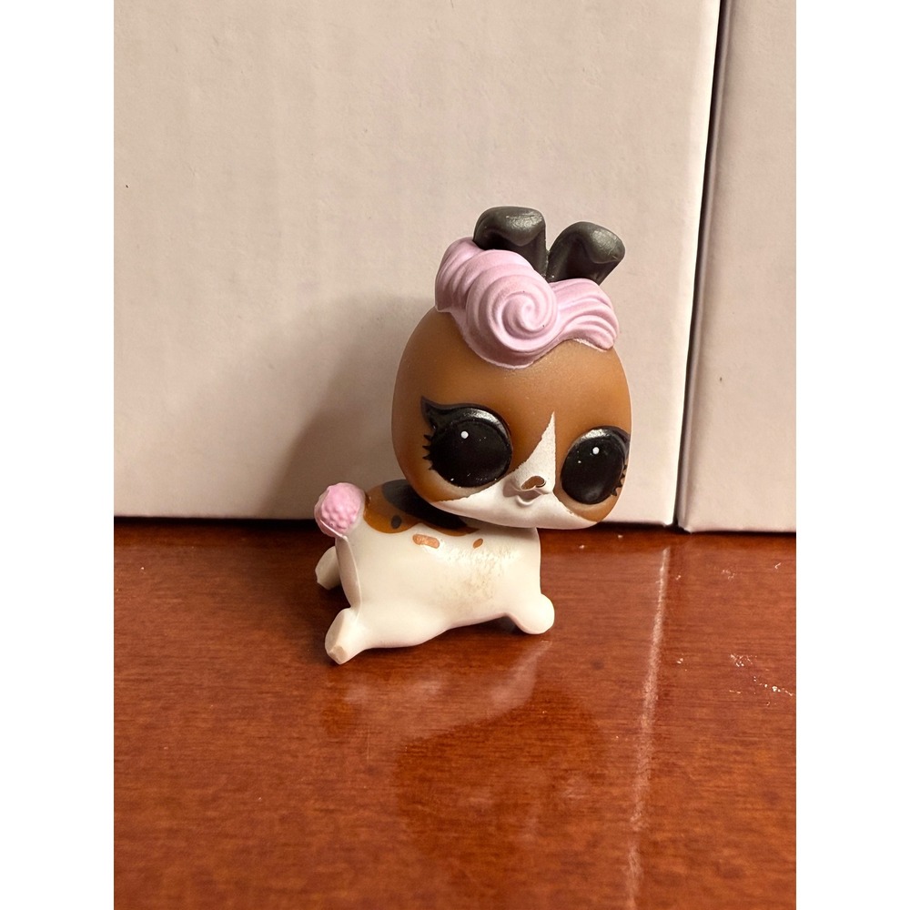 LOL Surprise Lil Pet Hop Hop Bunny Rabbit Brown White Pink Hair Figure Toy - Picture 2 of 5